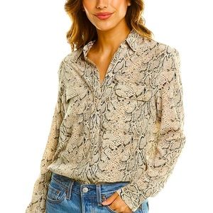 Equipment 100% silk reptile print XS blouse with slim fit.